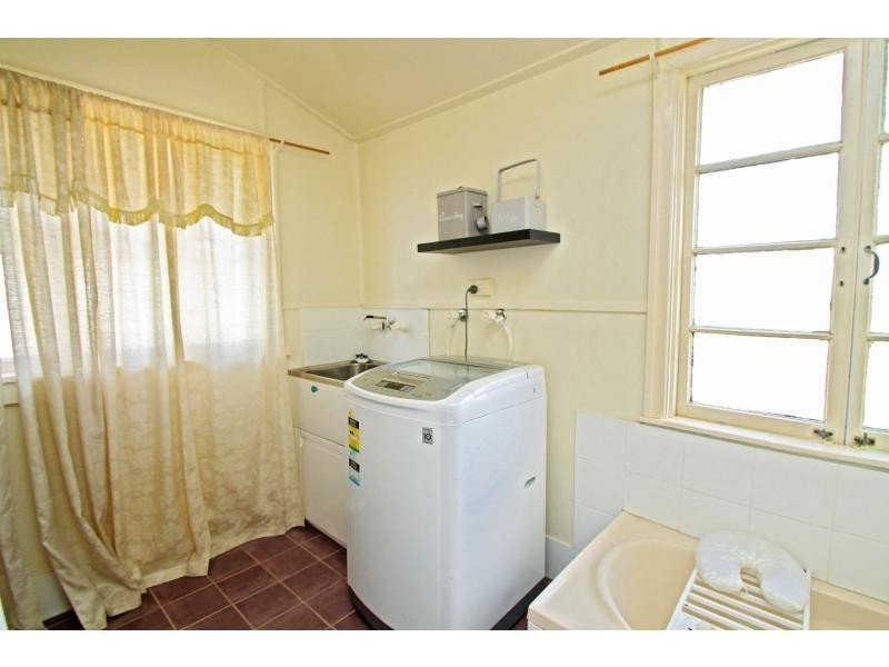 55 Lyons Street, Warwick QLD 4370