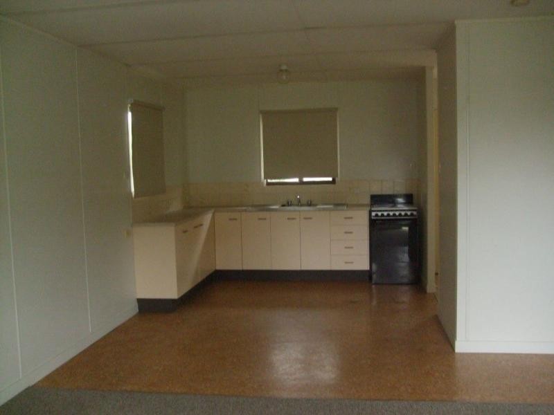2/10 Aspinall Street, Warwick QLD 4370