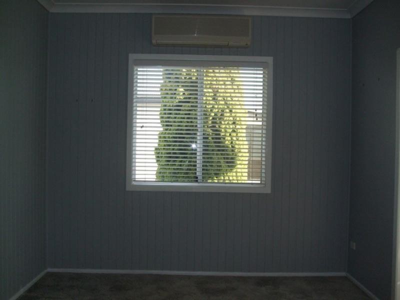 4 McEvoy Street, Warwick QLD 4370