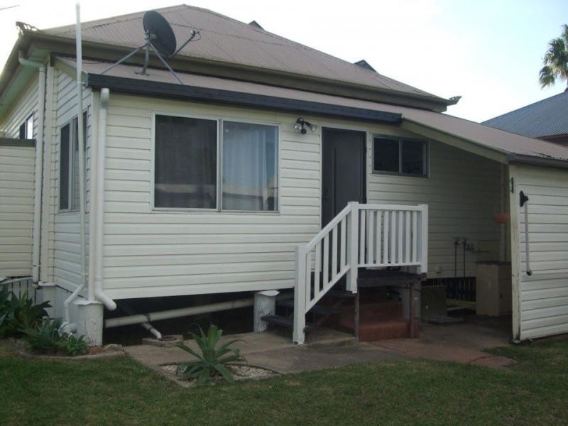 4 McEvoy Street, Warwick QLD 4370