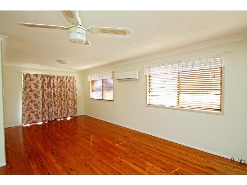 11 Schoch Street, Warwick QLD 4370