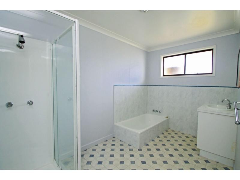 11 Schoch Street, Warwick QLD 4370