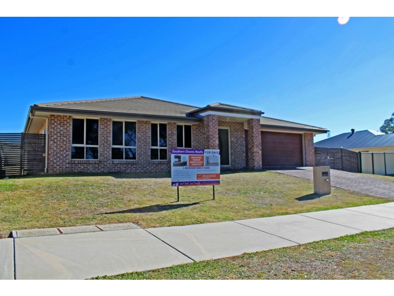 35 Bisley Street, Warwick QLD 4370