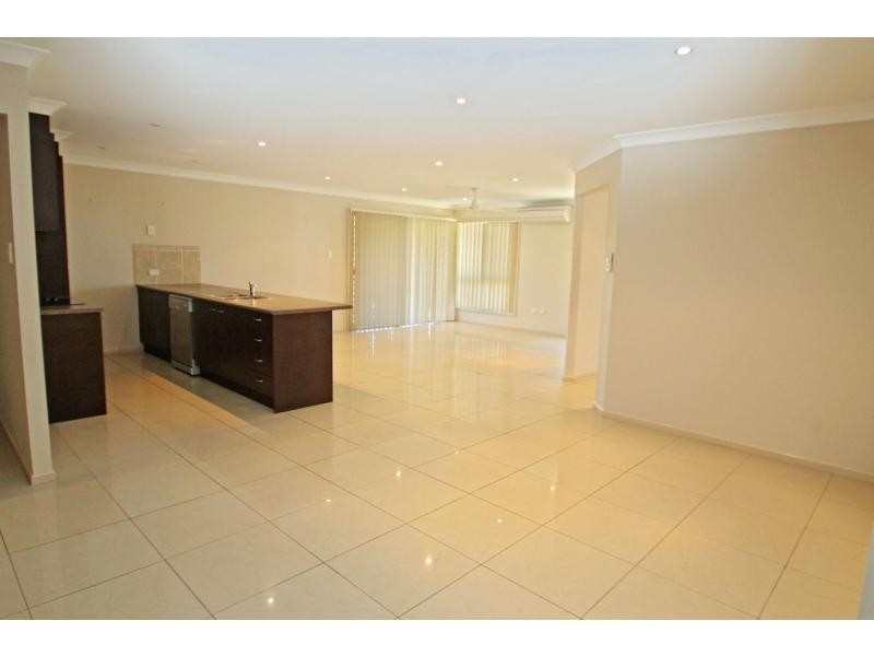 8 Himyar Drive, Warwick QLD 4370