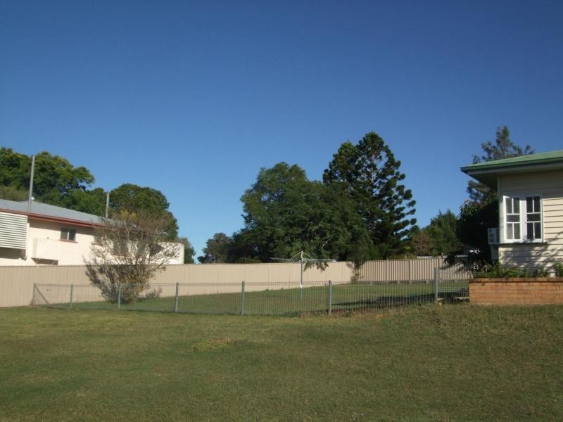 84 Locke Street, Warwick QLD 4370