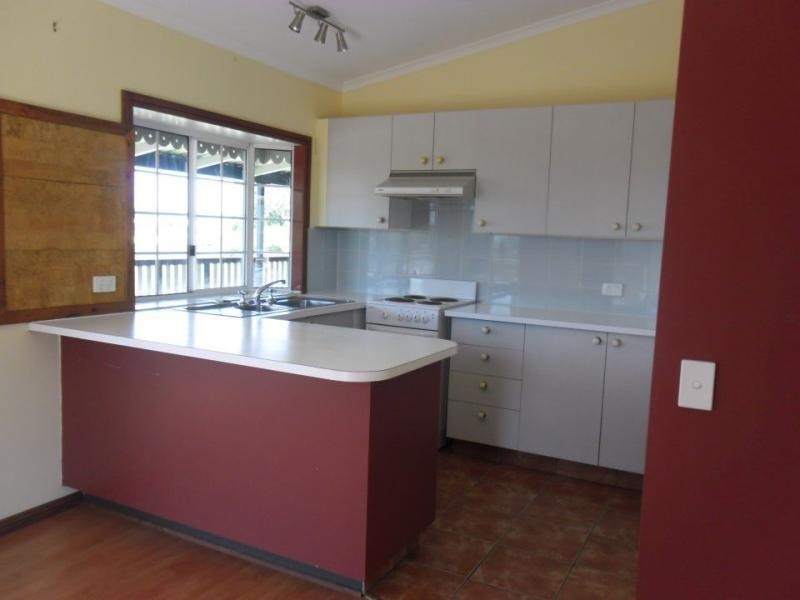 4 Walker Street, Warwick QLD 4370
