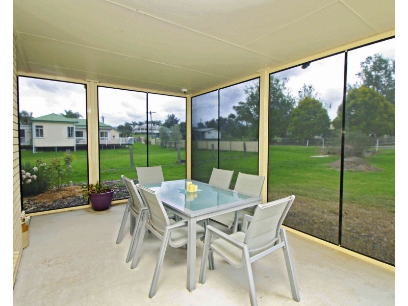 26 Anemone Street, Killarney QLD 4373