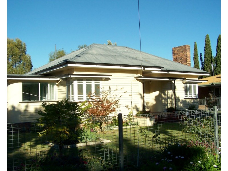 104 Guy Street, Warwick QLD 4370