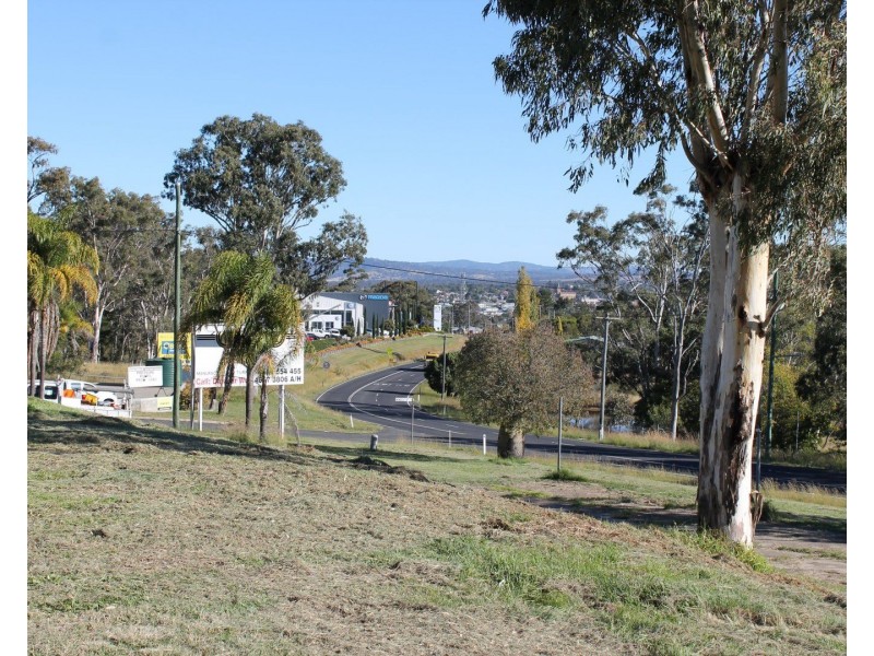 35 Meneely Street, Warwick QLD 4370