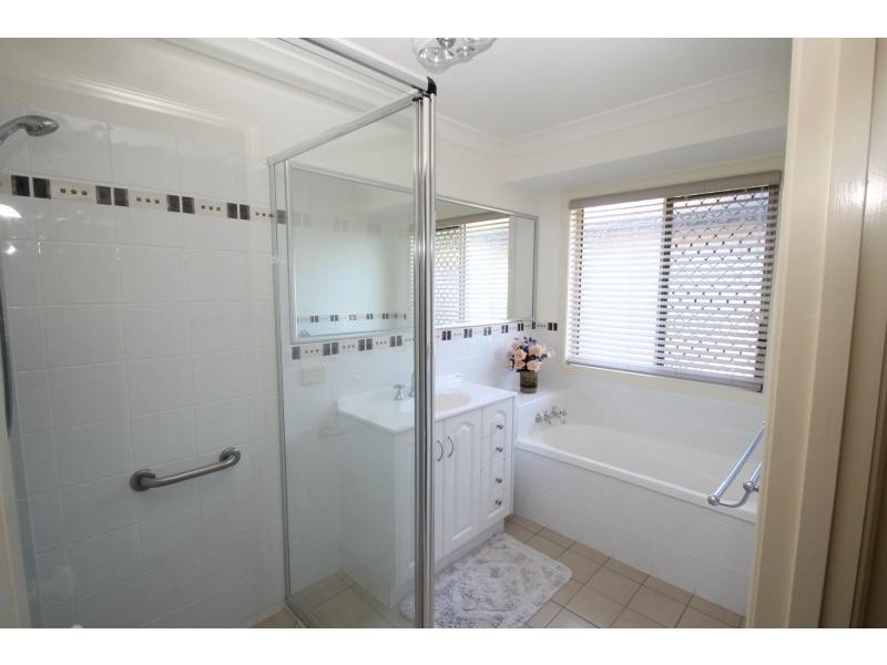 5 Peregrine Court, Warwick QLD 4370