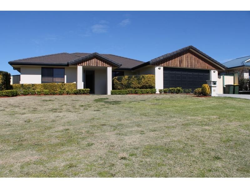 30 Baguley Street, Warwick QLD 4370