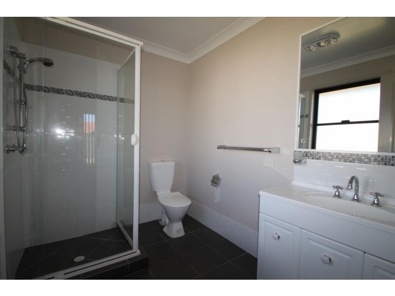 30 Baguley Street, Warwick QLD 4370