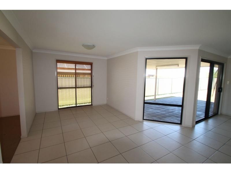 30 Baguley Street, Warwick QLD 4370