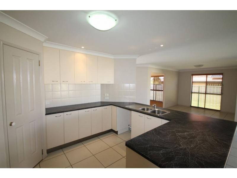 30 Baguley Street, Warwick QLD 4370