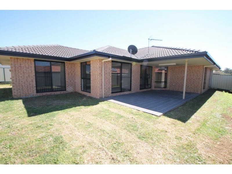 30 Baguley Street, Warwick QLD 4370
