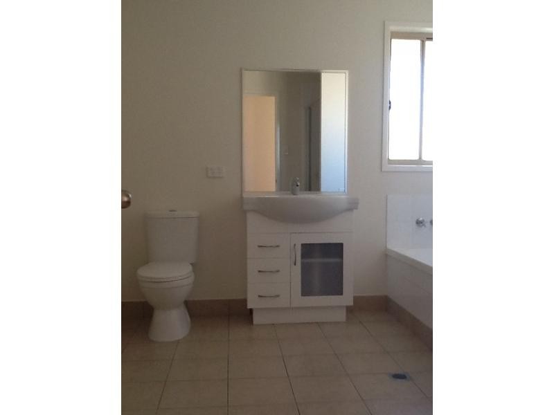 35a Moncrieffe Street, Warwick QLD 4370