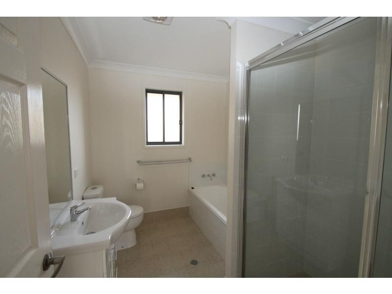 6 Lookout Place, Rosenthal Heights QLD 4370
