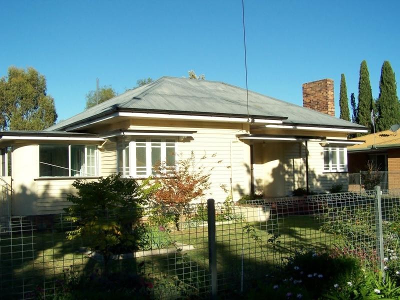 104 Guy Street, Warwick QLD 4370