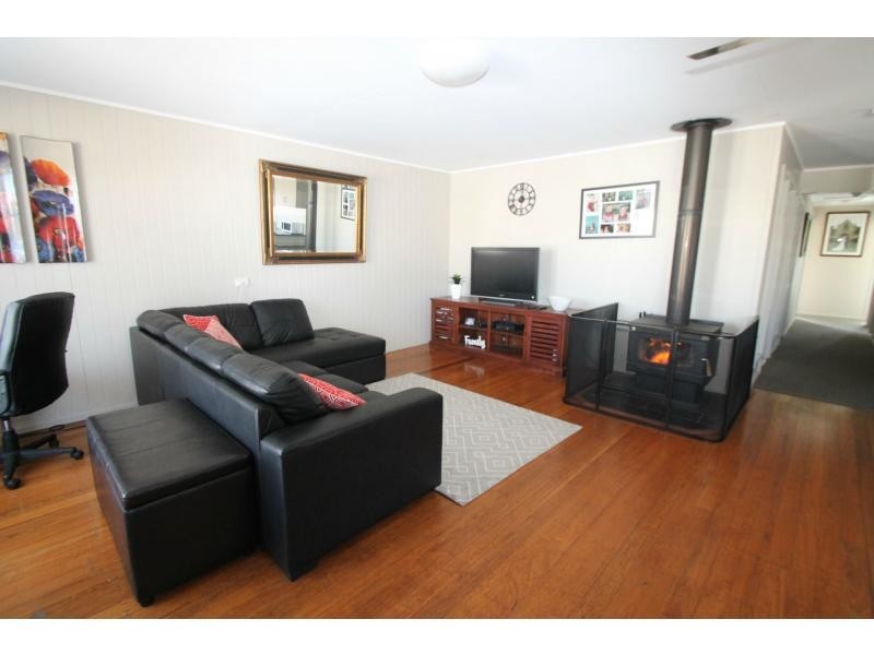19 Albert Street, Warwick QLD 4370