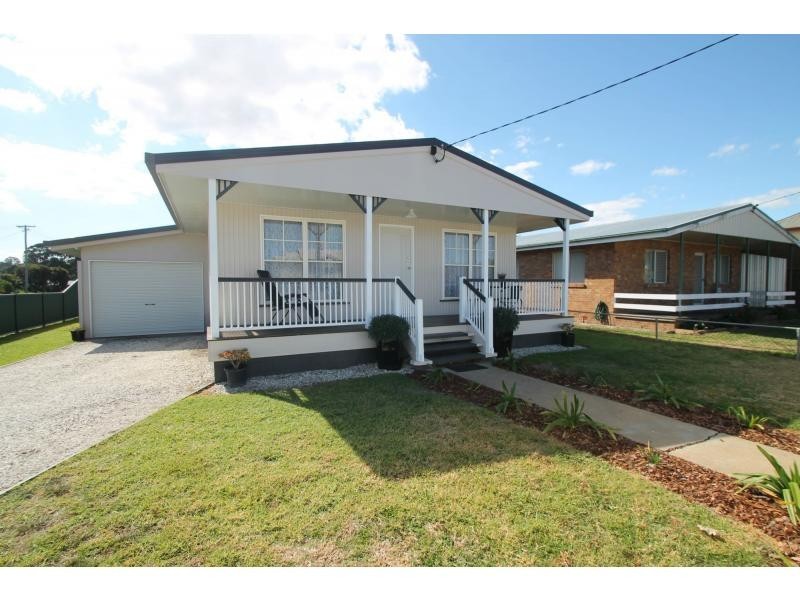 19 Albert Street, Warwick QLD 4370