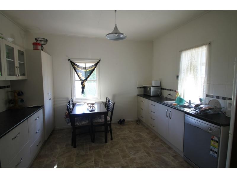 266 East Street, Warwick QLD 4370