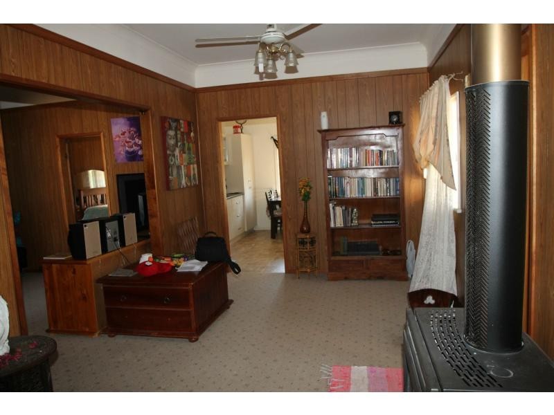 266 East Street, Warwick QLD 4370