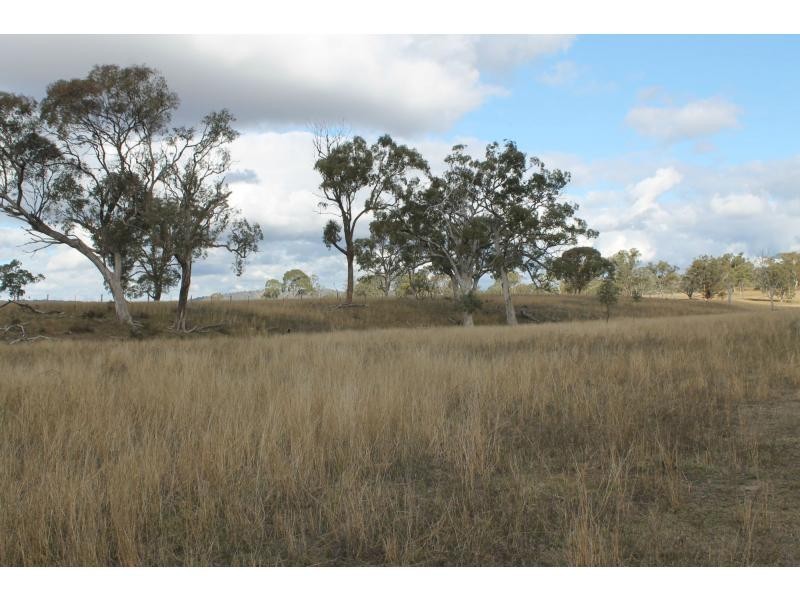 4188 Cunningham Highway, Cunningham QLD 4370