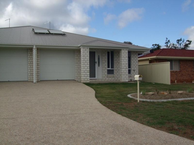 2/12 Shilliday Street, Warwick QLD 4370