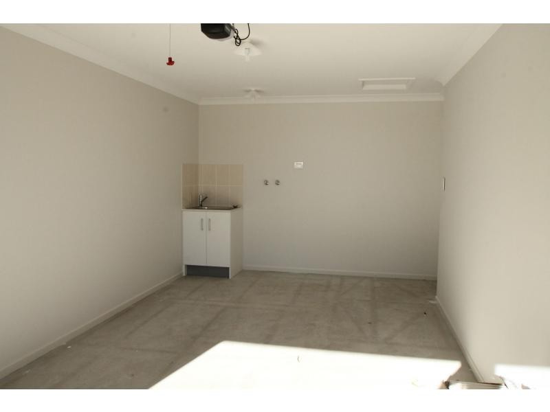 2/12 Shilliday Street, Warwick QLD 4370