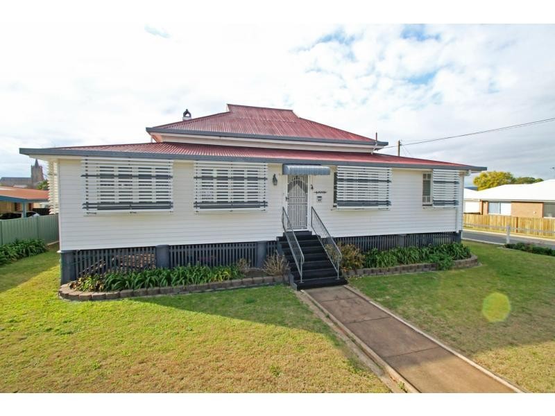 45 Pratten Street, Warwick QLD 4370