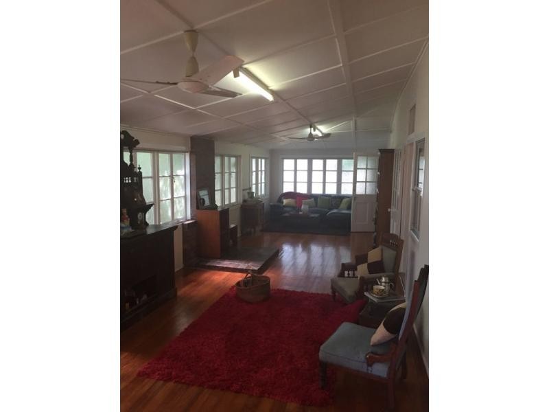 54 Locke Street, Warwick QLD 4370