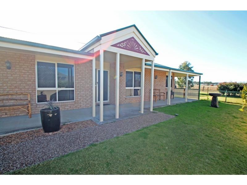 14 Hans Borgar Court, Warwick QLD 4370