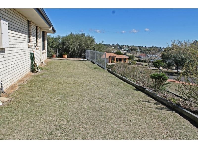21 Boronia Drive, Warwick QLD 4370