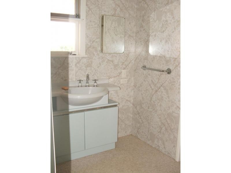 85 Locke Street, Warwick QLD 4370