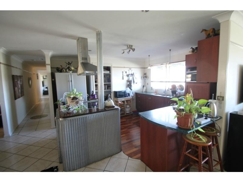 571 Swanfels Road, Swanfels QLD 4371