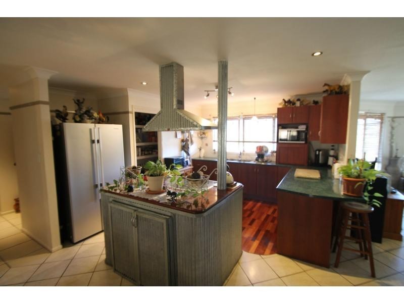 571 Swanfels Road, Swanfels QLD 4371