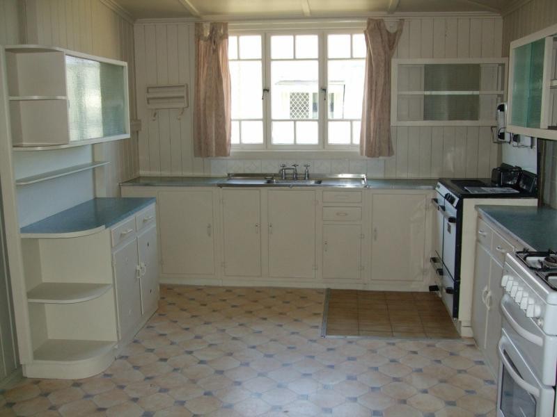 30 Wood Street, Warwick QLD 4370