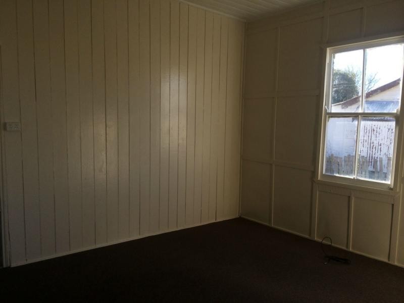 39 Stewart Avenue, Warwick QLD 4370