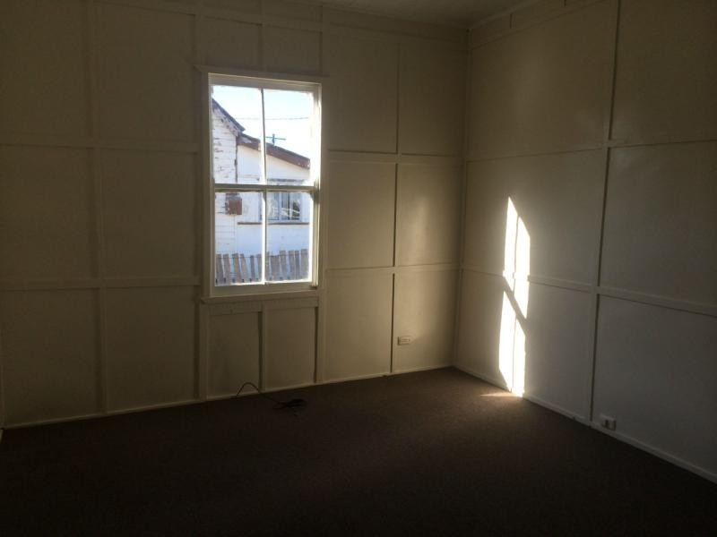 39 Stewart Avenue, Warwick QLD 4370