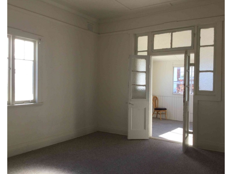4/151 Palmerin Street, Warwick QLD 4370