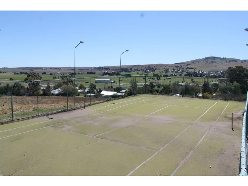 38 Pine Street, Killarney QLD 4373