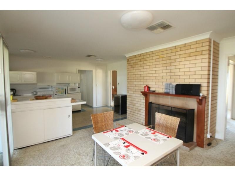 38 Pine Street, Killarney QLD 4373