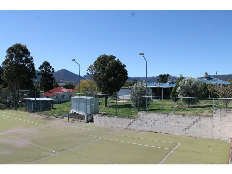 38 Pine Street, Killarney QLD 4373