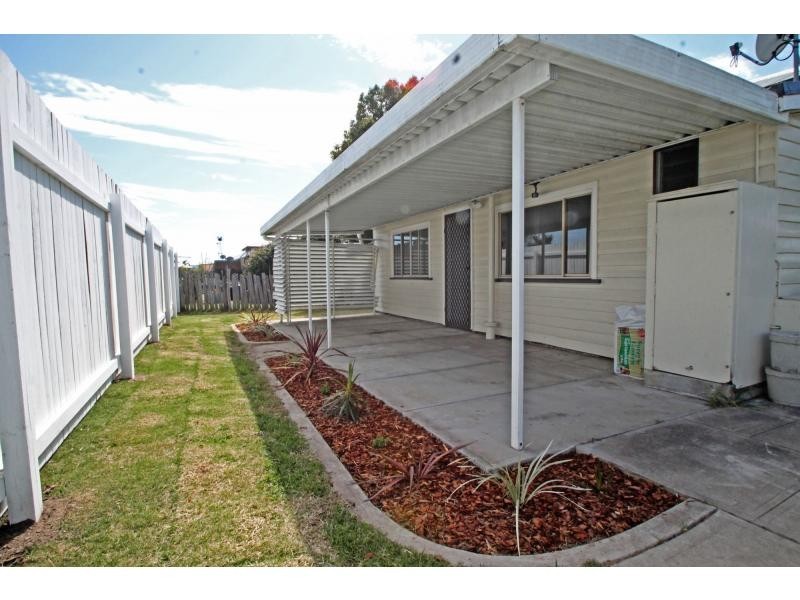 27 Oak Avenue, Warwick QLD 4370