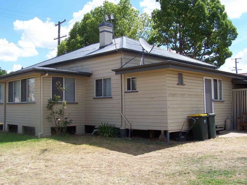 50 Percy St, Warwick QLD 4370