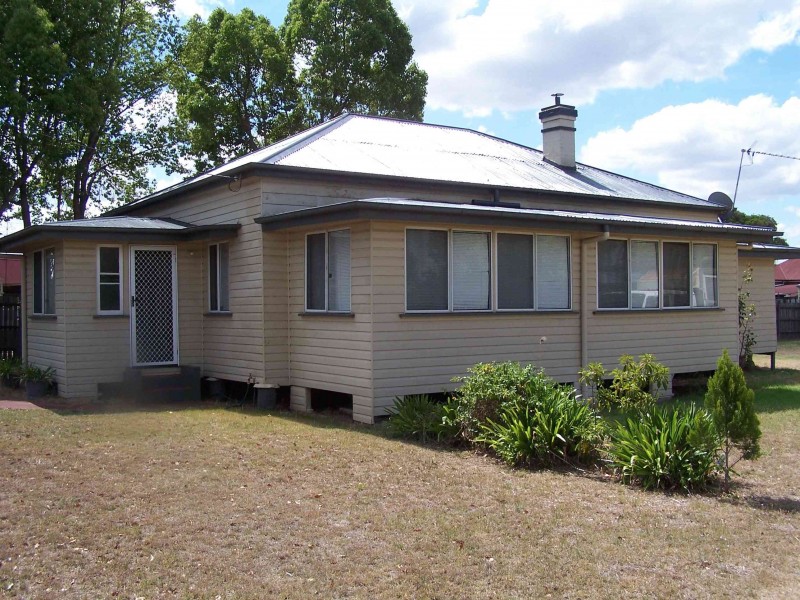 50 Percy St, Warwick QLD 4370