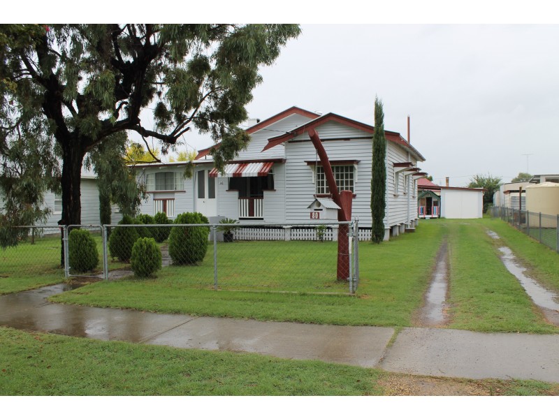 80 Dragon St, Warwick QLD 4370