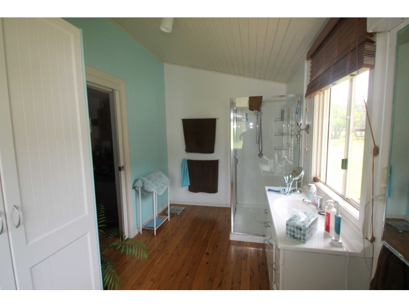 188 Border Fence Rd, Elbow Valley QLD 4370