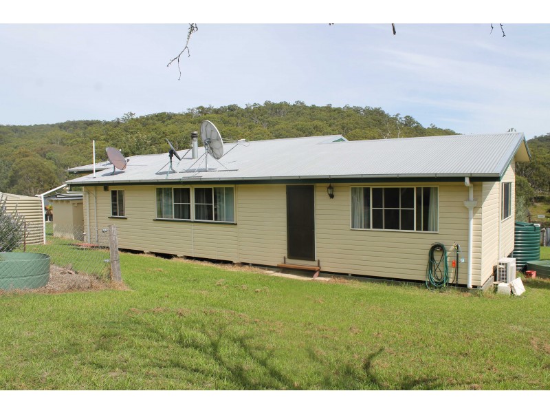 188 Border Fence Rd, Elbow Valley QLD 4370