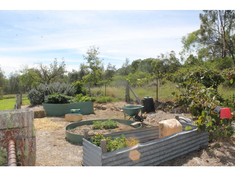 188 Border Fence Rd, Elbow Valley QLD 4370